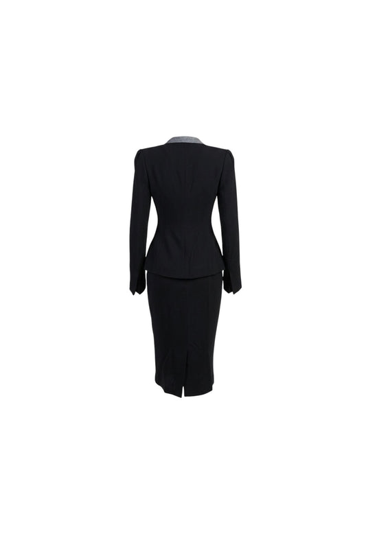 The Contrast Peak Two-Piece Set